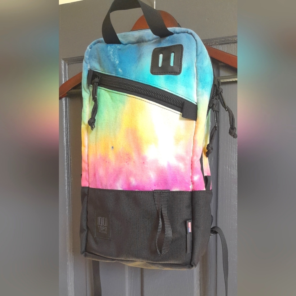 Tie dyed Topo designs trip pack